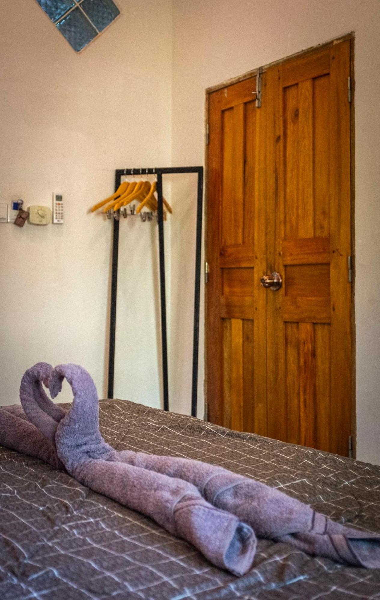 Hotel Monkey Republic Kampot Zimmer foto